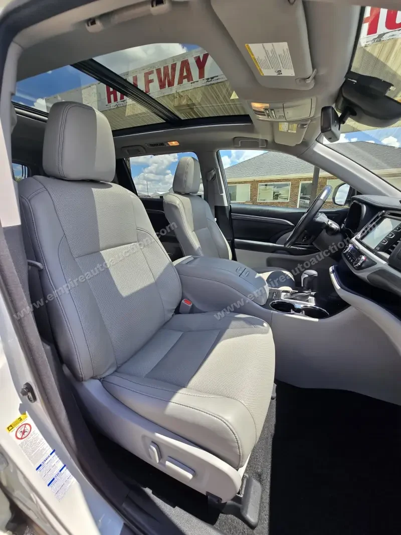 2018 Toyota Highlander Limited AWD photo 8