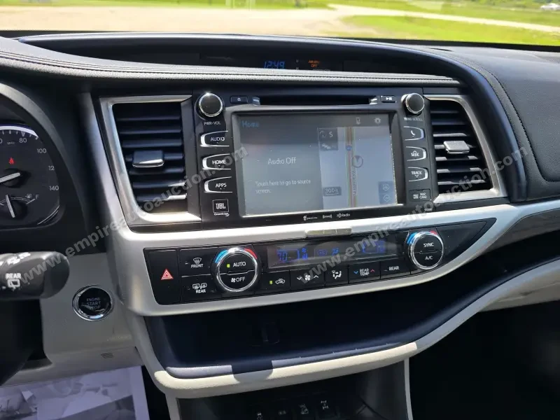 2018 Toyota Highlander Limited AWD photo 20