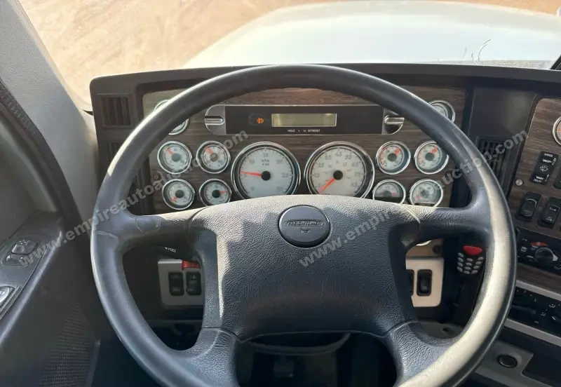 2013 Freightliner Coronado Dump Truck photo 40