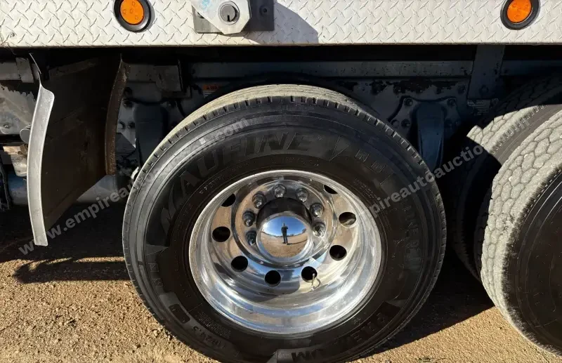 2013 Freightliner Coronado Dump Truck photo 79