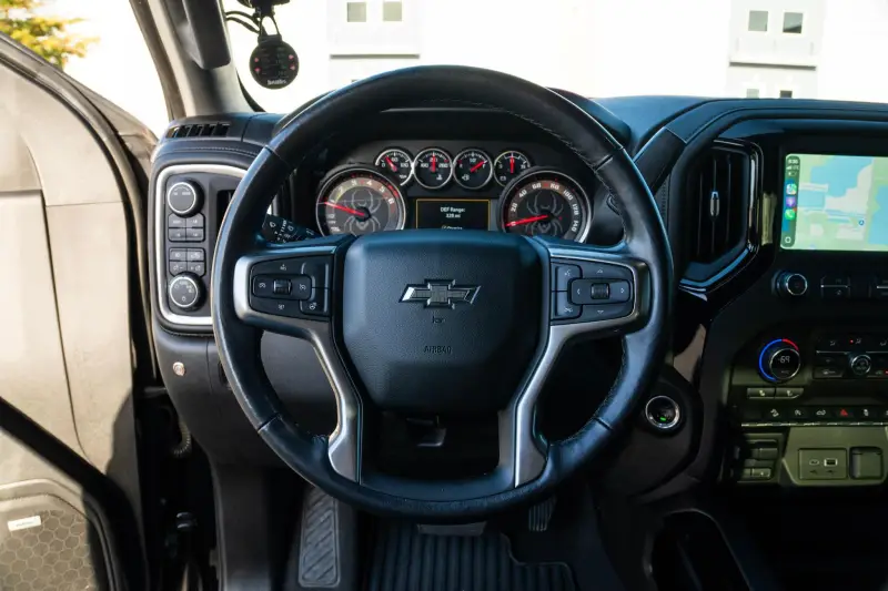 2022 Chevrolet Silverado 1500 RST photo 17