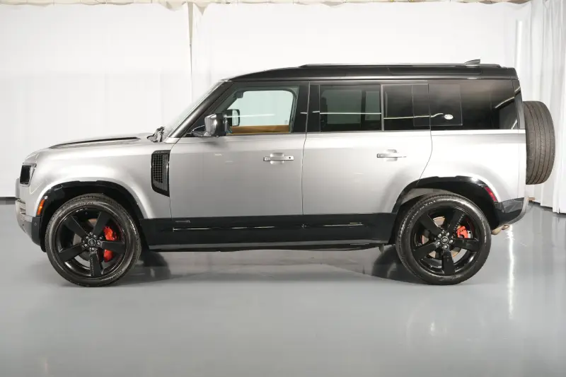 2021 Land Rover Defender 110 X Sport photo 70