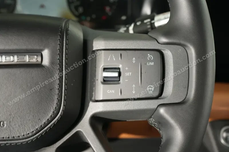 2021 Land Rover Defender 110 X Sport photo 34
