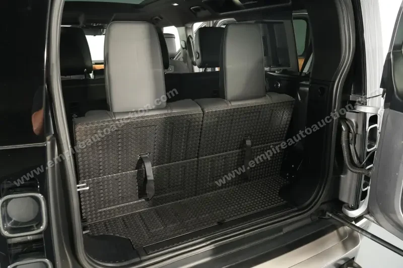 2021 Land Rover Defender 110 X Sport photo 13