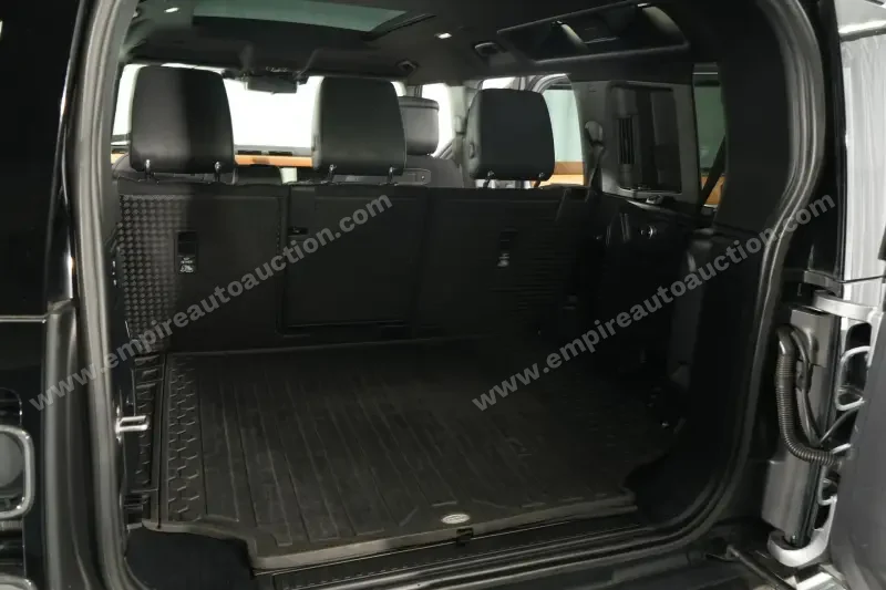 2021 Land Rover Defender 110 X Sport photo 14