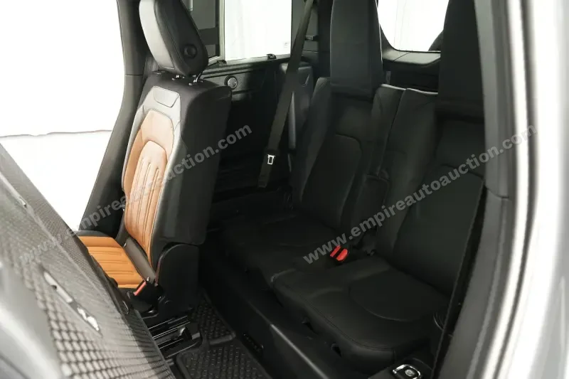 2021 Land Rover Defender 110 X Sport photo 42