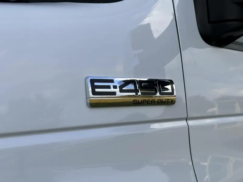 2018 Winnebago Spirit 25B photo 35