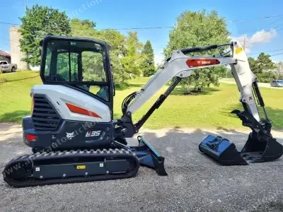 2020 Bobcat E35 Excavator