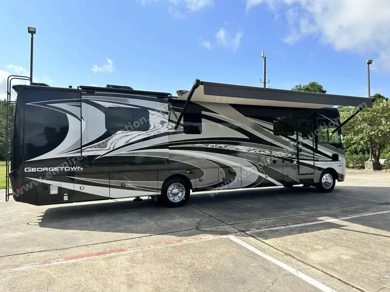 2021 Georgetown GT7 36k photo 39