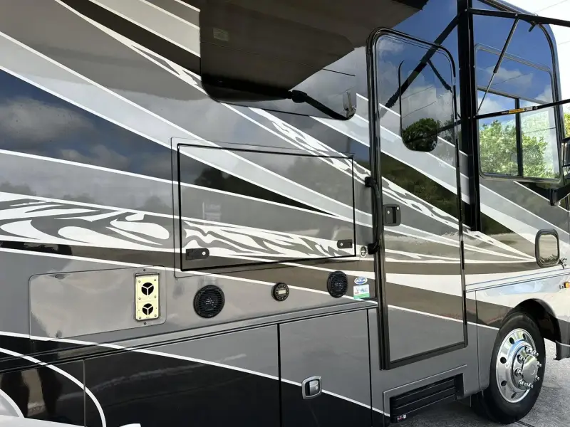 2021 Georgetown GT7 36k photo 37