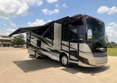 2018 Tiffin Allegro Red 33AA