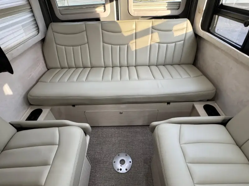 2011 Airstream Interstate 3500 Lounge photo 12