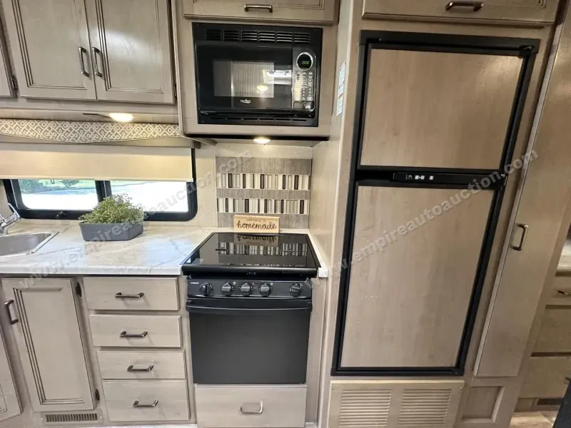 2020 Thor ACE 33.1 photo 18
