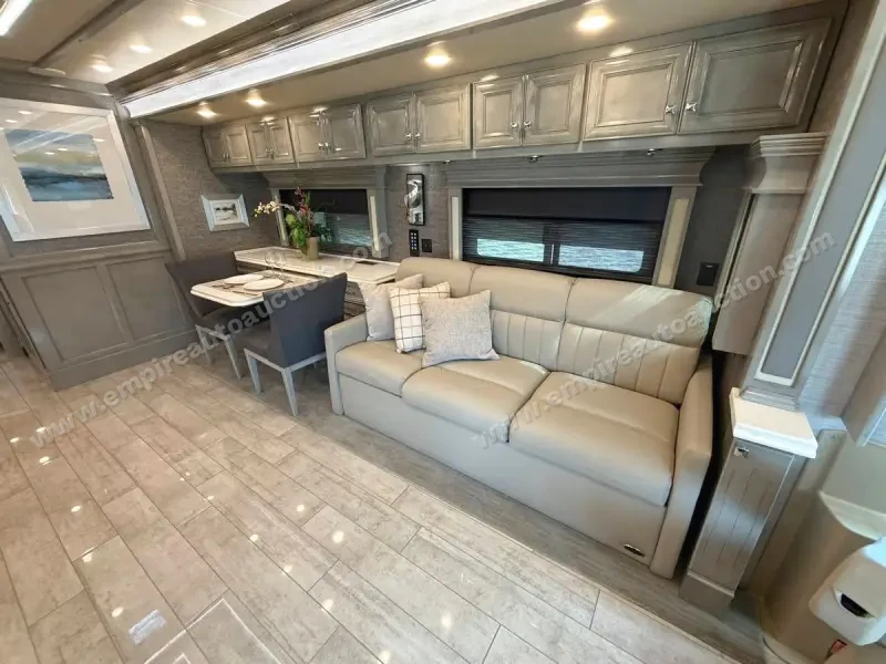 2020 Tiffin Phaeton 37BH photo 28