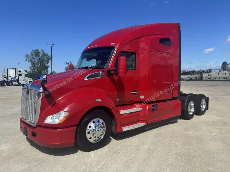 2021 Kenworth T680 photo 1