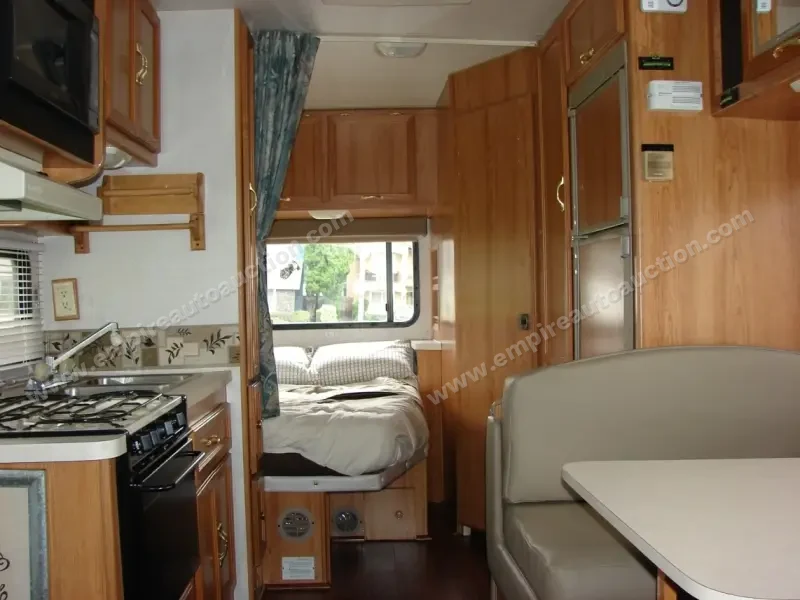 1999 Coachmen Catalina Sport photo 14