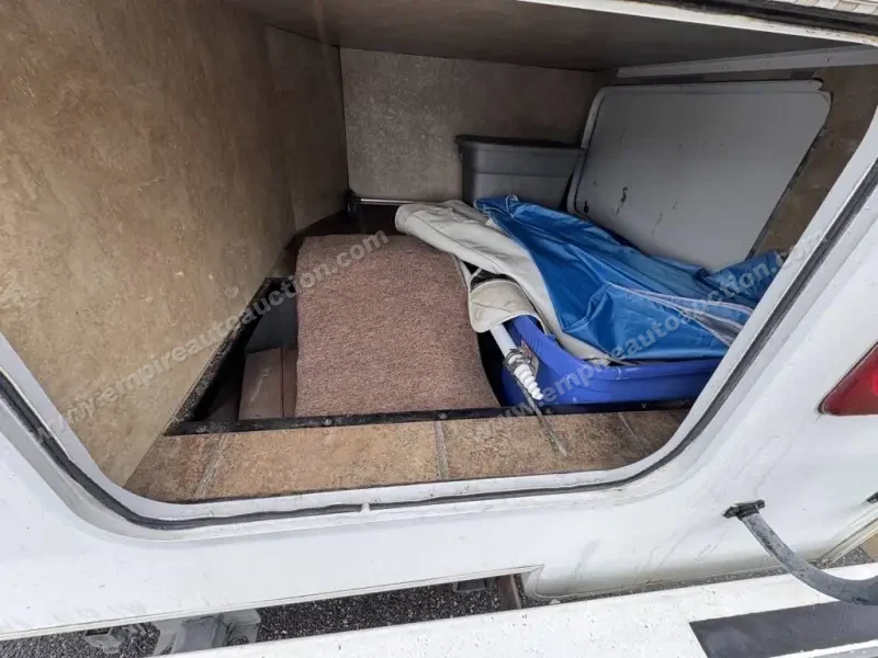 2015 Winnebago Minnie Winnie 22R photo 53