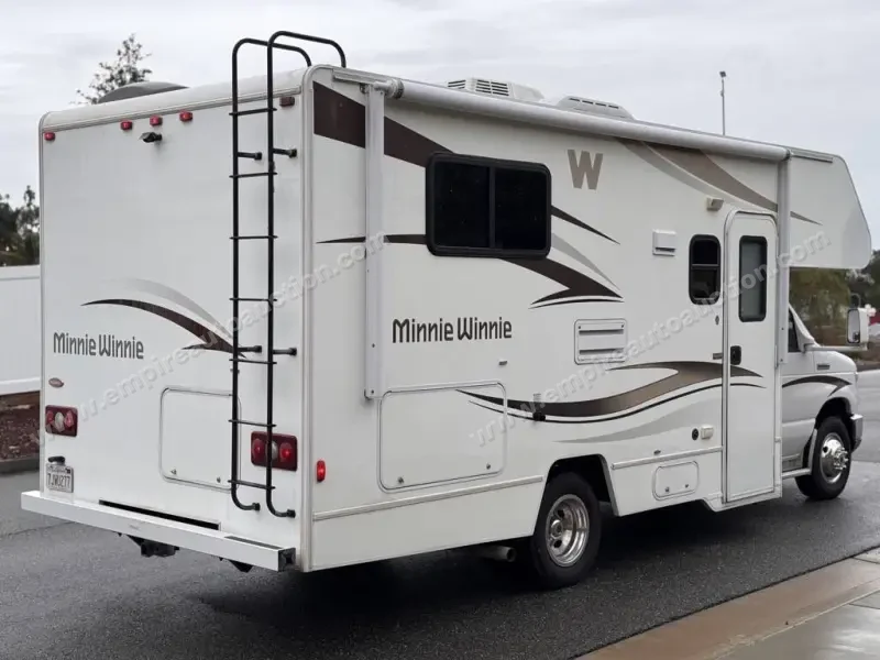 2015 Winnebago Minnie Winnie 22R photo 67