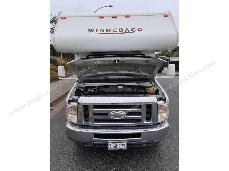 2015 Winnebago Minnie Winnie 22R photo 39