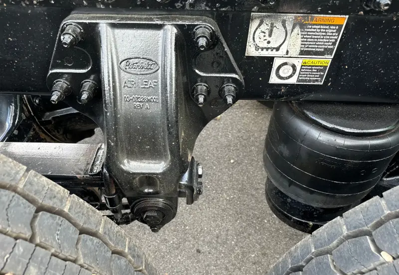 2021 Peterbilt 389 photo 27