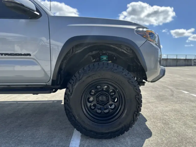 2021 Toyota Tacoma Double Cab TRD Off-Road photo 16