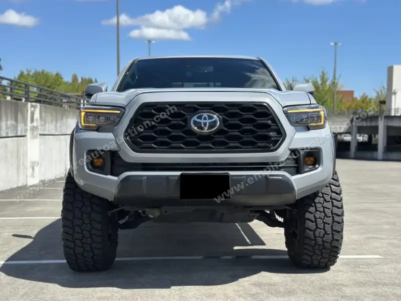 2021 Toyota Tacoma Double Cab TRD Off-Road photo 18