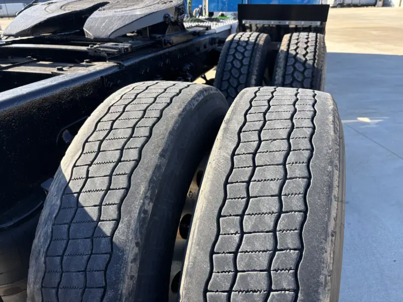 2007 Peterbilt 379EXHD photo 2