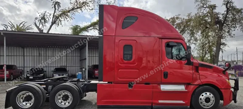 2022 Freightliner Cascadia photo 4