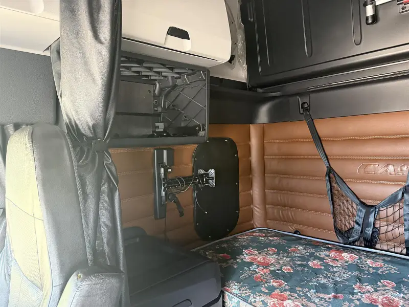 2022 Freightliner Cascadia 126 photo 8