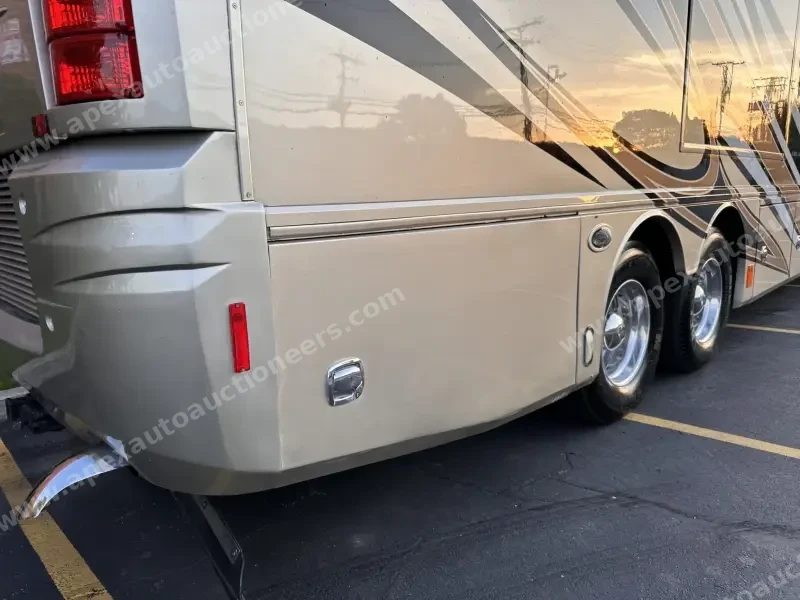 2015 American Revolution LE 42T Motorcoach photo 48