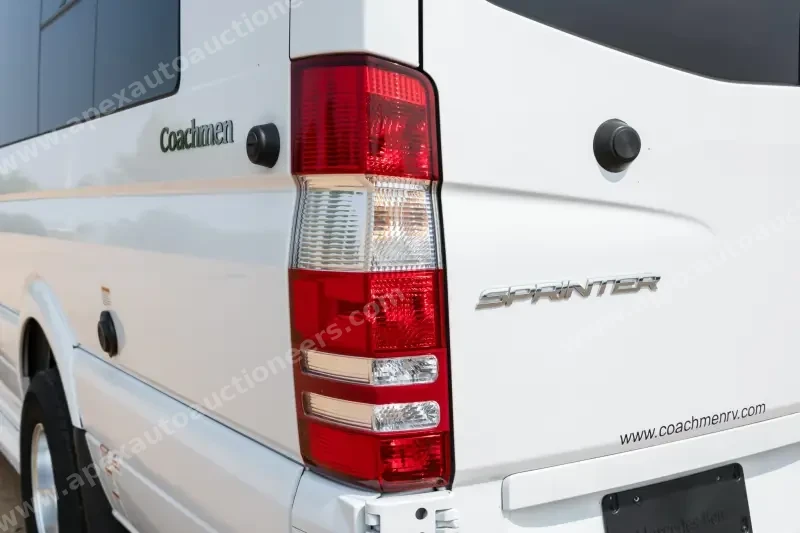 2019 Coachmen Galleria 24FL 4x4 photo 17