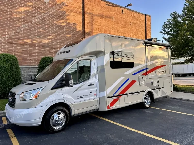 2018 Thor Motor Coach Compass 23TB photo 3