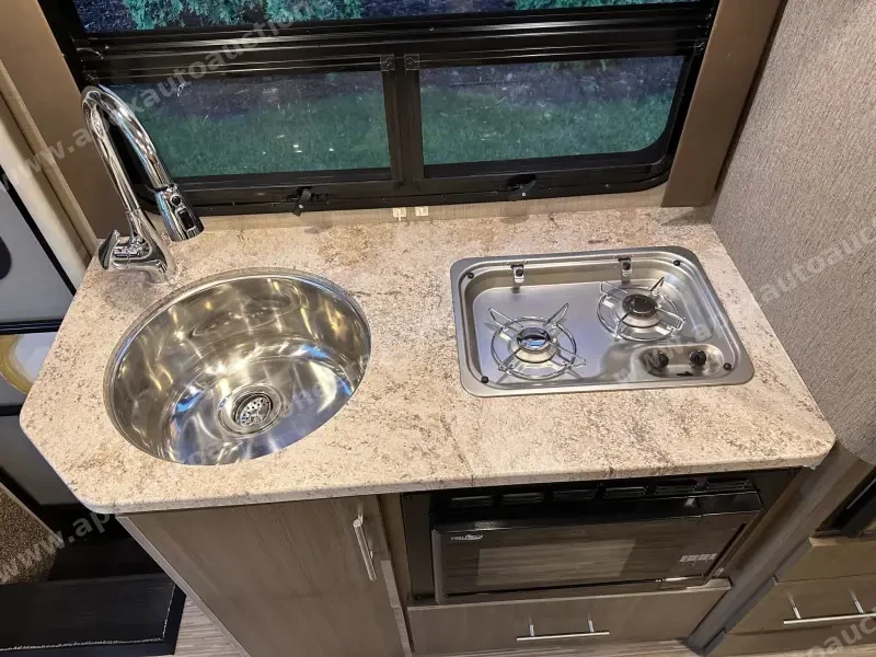 2018 Thor Motor Coach Compass 23TB photo 110
