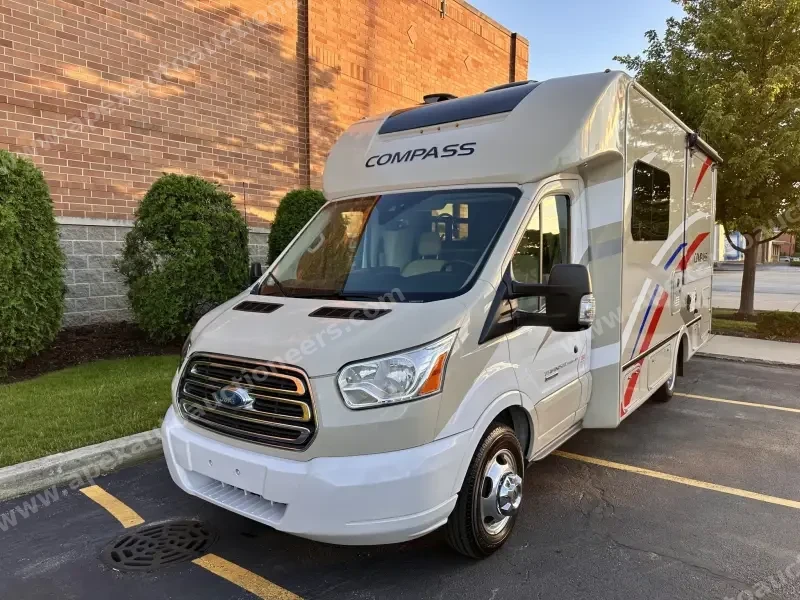 2018 Thor Motor Coach Compass 23TB photo 7