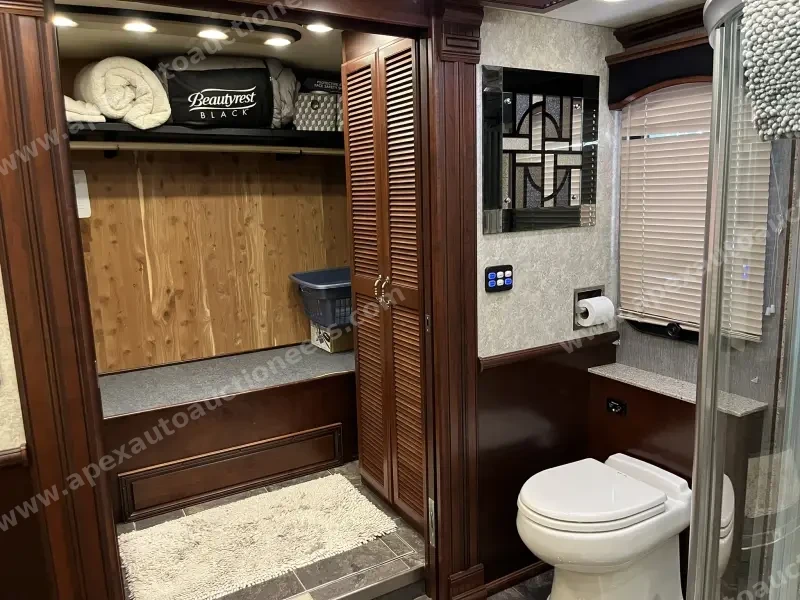 2012 American Eagle 45T Motorcoach photo 69