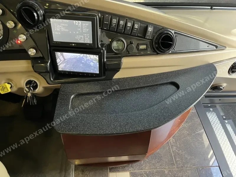2012 American Eagle 45T Motorcoach photo 40