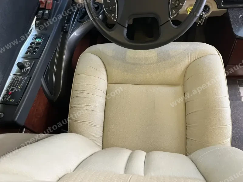 2012 American Eagle 45T Motorcoach photo 36