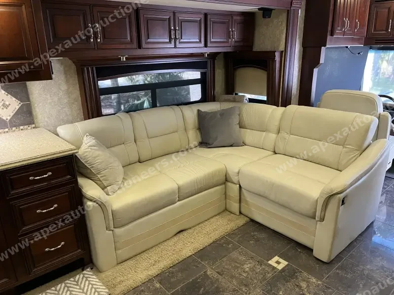 2012 American Eagle 45T Motorcoach photo 50