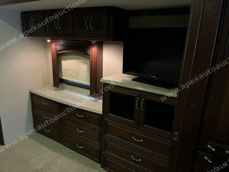 2012 American Eagle 45T Motorcoach photo 63