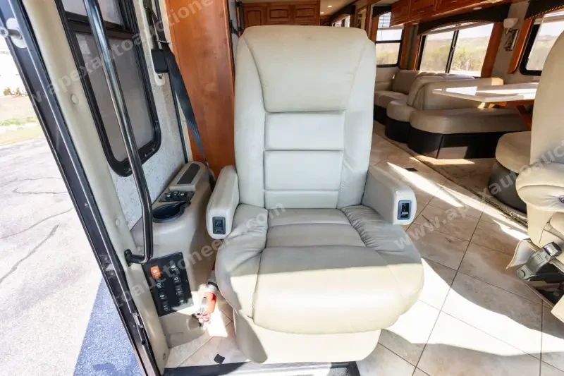 2010 Monaco Diplomat 42SQK photo 117