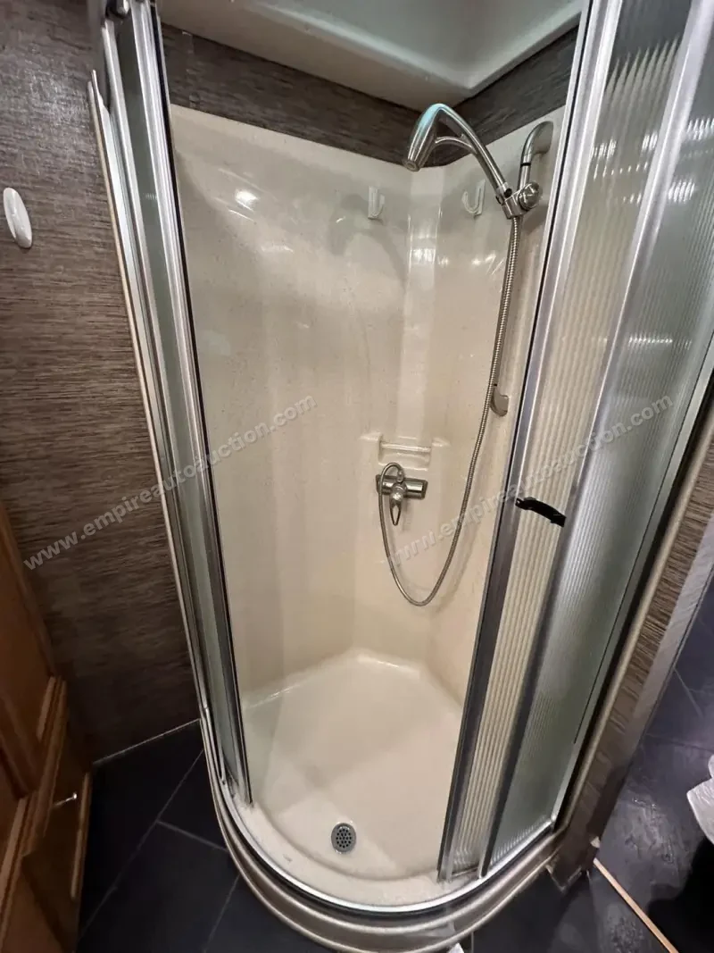 2015 Newmar Ventana 3807 photo 58