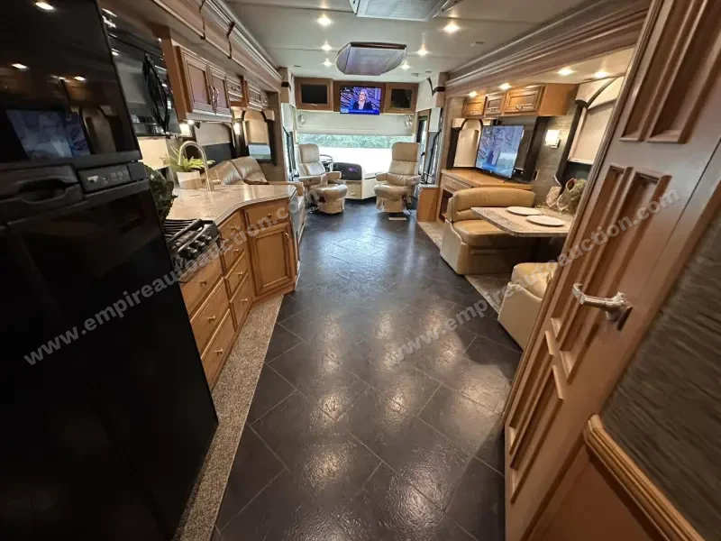 2015 Newmar Ventana 3807 photo 61