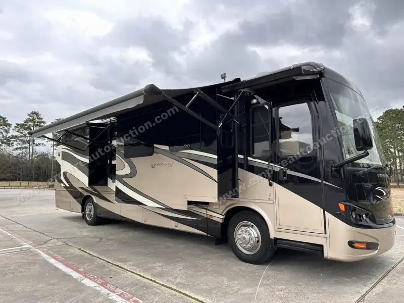 2015 Newmar Ventana 3807 photo 13