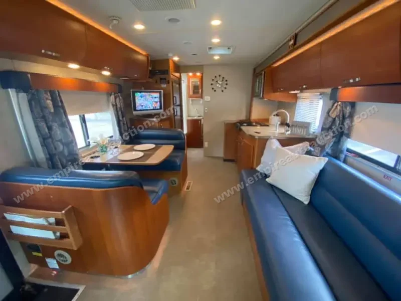 2009 Fleetwood Pulse 24a photo 29