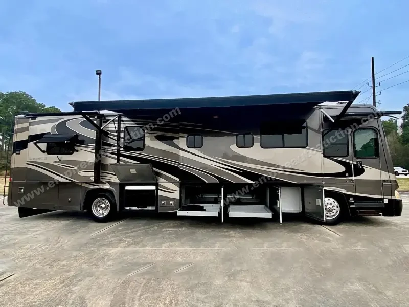 2007 Coachmen Sportscoach Legend 40 photo 9