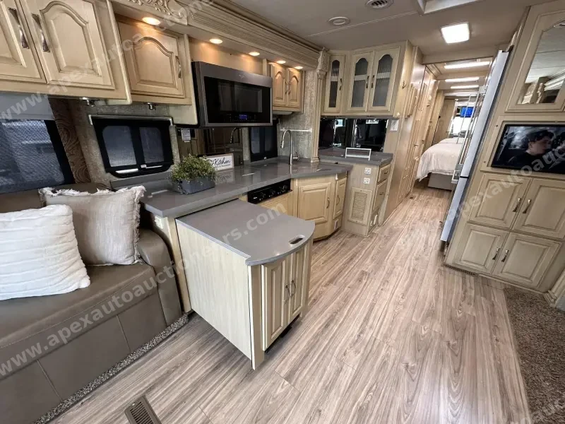 2007 Coachmen Sportscoach Legend 40 photo 33