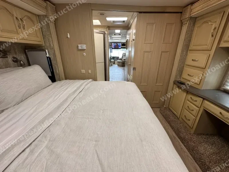2007 Coachmen Sportscoach Legend 40 photo 55