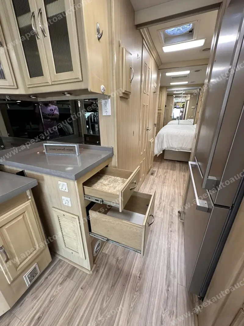 2007 Coachmen Sportscoach Legend 40 photo 39