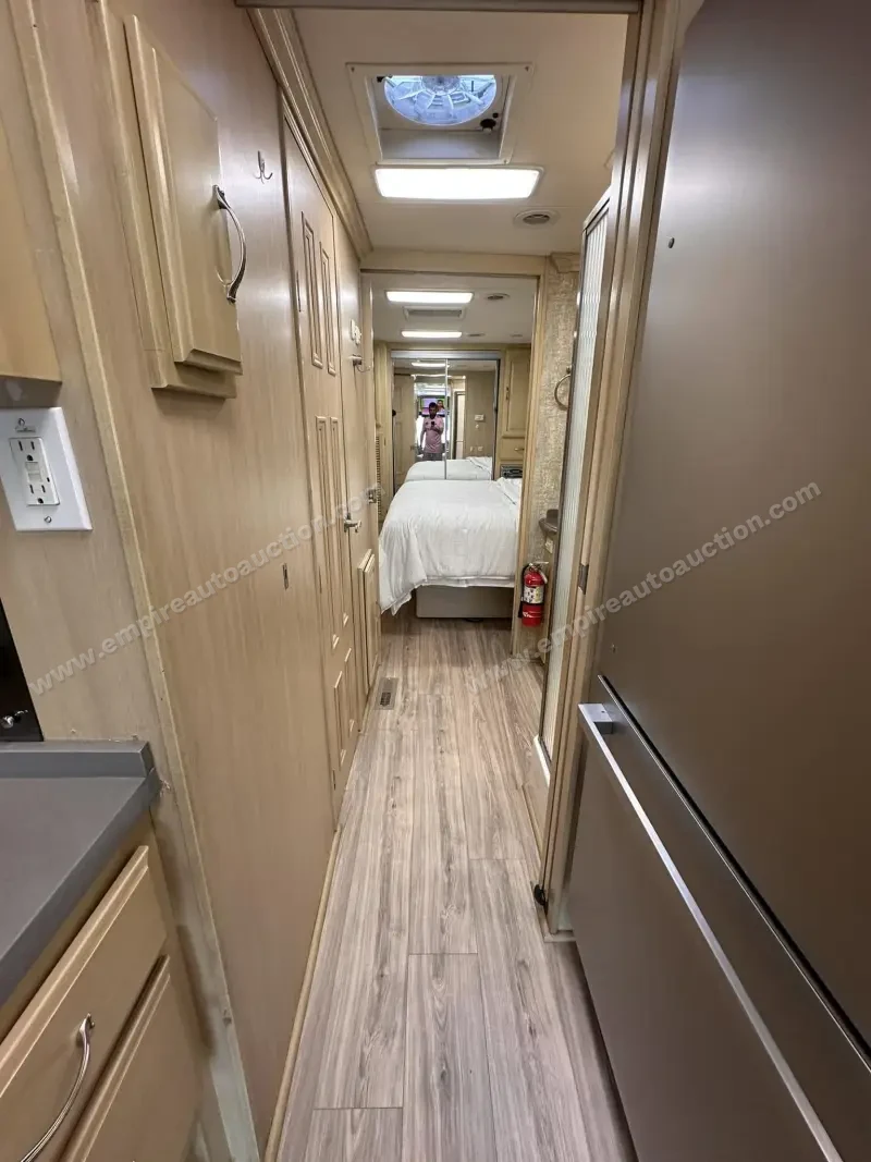2007 Coachmen Sportscoach Legend 40 photo 42