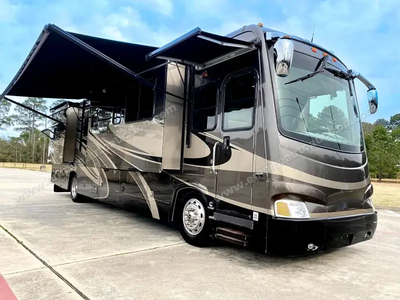 2007 Coachmen Sportscoach Legend 40 photo 10